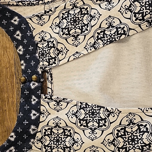 Rewind brand juniors size Small white and navy dress - Picture 8 of 9